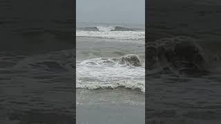 இப்படி அலை அடித்தால் புயல் உருவாக போகுதோ?. #cyclone #todaytrending #beach #trueair #touristplace