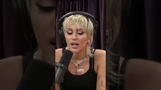 Miley Cyrus is crazy even joe rogan got infected !!!! 😂🤯 #joerogan #shortvideo