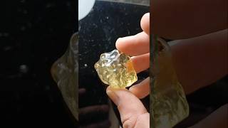 Rare AAA Cristobalite Included Libyan Desert Glass 😍! #tektite #meteorite #crystals #gems #geology