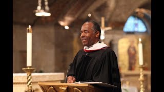 Secretary Carson delivers the 2018 Commencement Address