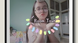 Room Tour[房间很小］