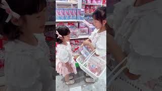 姐妹颜色购物挑战～买齐10种颜色！#姐妹日常 #走秀 #购物挑战#挑战