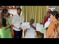 nikhil kumaraswamy becomes emotional while taking b form from deve gowda public tv