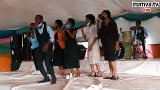 israel irumva -urarengewe live/ntiyasinziriye(live concert)