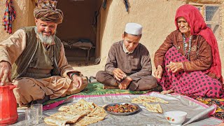 Village life of an old couple far from civilization |Cooking lunch