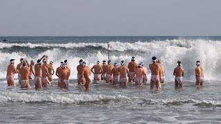 日本の裸褌祭【67】荒波の玉前神社大寒禊2011（高精細）