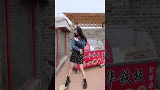 让我看看谁还没跳jisoo这个舞！#flower #jisoo #dancing