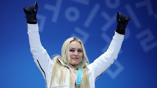 Lindsey Vonn takes home bronze