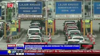 Suasana Kepadatan Lalu Lintas di Sejumlah Tol Saat Libur Isra Miraj