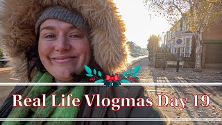 Pushing myself WAY out of my comfort zone!  | Vlogmas Day 19 | LiveitlikeLauren