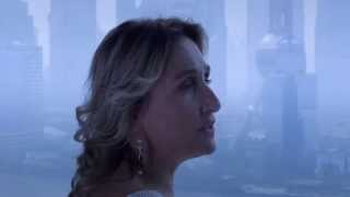 Alessia Raisi - Nel Blu Dipinto Di Blu - 飞向蓝天 - Volare (Official Music Video)