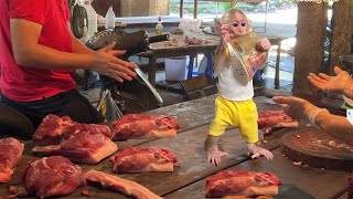 BiBi went to the market to buy meat, vegetables and fruits with his father