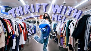 thrift with me!! 🤩👕 trendy outfits for my music video | JENerationDIY