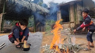 The difficult life of an orphan boy who had to work hard alone to get every meal