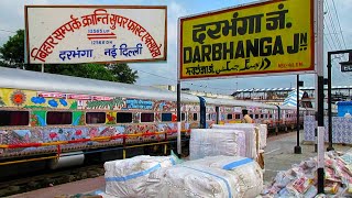 First Time : Bihar Sampark Kranti with Madhubani Painting Coaches Departing From Darbhanga Junction