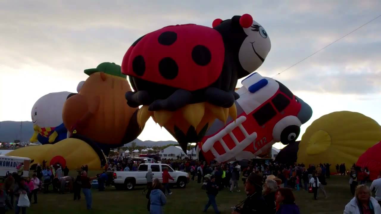 Albuquerque International Balloon Fiesta October 6, 2011 Special Shapes ...