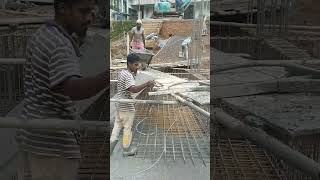 WooEye | Carrying half of cement mixuture by a labor #short #shortvideo #shorts