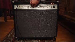 Ampeg Combo VT22/Amp V4