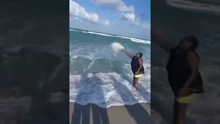 Throwing ashes at the beach GONE WRONG #shorts #funny