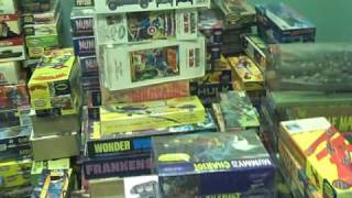 433 Aurora Model Kits 1950's Vintage Action Figure Toy Store Dallas, TX. 75214