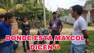 Omg Estas personas paran al grupo en la calle y preguntan por MAYCOL😱