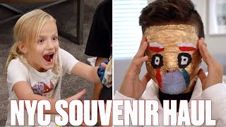 PARENTS SPOIL KIDS WITH VACATION SOUVENIRS AFTER EPIC NEW YORK CITY TRIP | NEW YORK SOUVENIR HAUL