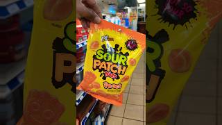 *Peach SourPatch Kids* Sour Than Sweet Must See‼️ #subscribe #Shorts #Candy #youtube #Snacks #1milli