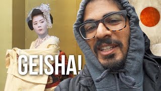 GEISHA HUNT! - Looking for Geishas in Kyoto's Gion District