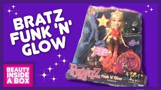 Bratz Funk 'N' Glow Cloe (2003) - Doll Review - Beauty Inside A Box