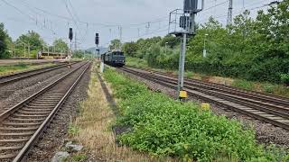 E94 088 mit Dampflok Überführung in Karlsruhe