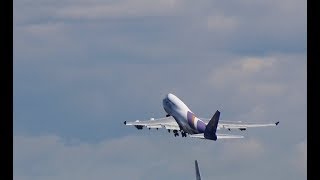 ✈✈強風の中離陸するジャンボ タイ国際航空  (Thai Airways International) Boeing 747-4D7 HS-TGO Take-of Haneda RWY05 羽田空港