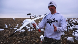 Deck Boss Snow Goose Flyer Decoy - White Rock Decoys