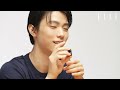 【羽生結弦】愛用バッグの中身を公開！ フィギュアスケート生活を支える貴重な私物とは？｜what s in my bag｜ elle japan