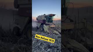 Harvesting Corn with the New Holland TR70.  #jacobsfarmlife