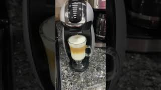 NESCAFÉ Dolce Gusto Coffee Machine, Genio 2, Espresso, Cappuccino and