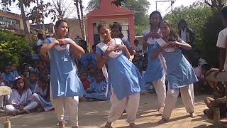 Group dance of class viii students Asurgarh pups