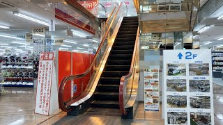 【エスカレーター】家電住まいる館×YAMADA web.com 横浜金沢店【三菱製】