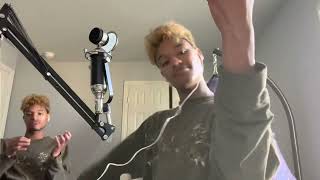 Kickback Omar Apollo Cover