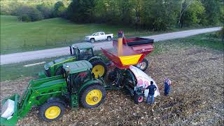 Richiger R1090 bagging corn in Kirksville MO