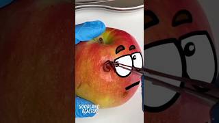 Apple surgery 😳 #FruitHacks #asmr #Relaxing #FruitSurgery #FruitSurgical #FruitCutting