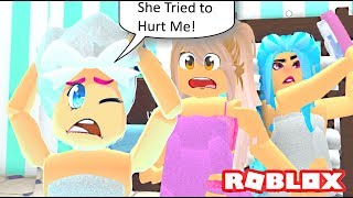 My Twin Sister Stole My Dress Roblox Royale High Roleplay - i tried to make my crush jealous roblox royale high roleplay dailymotion video