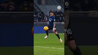 Tango and football: a lesson with Lautaro 👨‍🏫🐂 #IMInter #Shorts