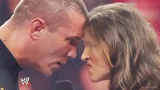 10 WWE Moments That Just Left Us Confused