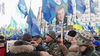 Massendemonstrationen in der Ukraine: Die Parteien mobilisieren ihre Anhänger