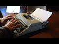 Royal Mercury ultraportable typewriter demo