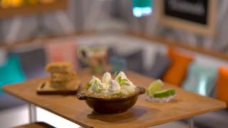 Tiny Key Lime Pie 🍋| Tiny Kitchen