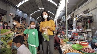 Cambodian Street Food Market in Phnom Penh Walking Around [ Phsar Boeung Trabeak Plasa ]