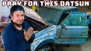 DEAD DATSUN GARAGE- Send HELP! Abandoned Datsun 720 4x4 Kingcab