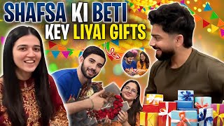 Shafsa Ki Beti Key Liyai Gifts 🥰 | Sab Boht Kush Huwey 😍 | Zaraib Vlogs