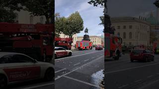 #rw und #fwk am #einsatz Ort in #berlin #blaulicht #feuerwehr #firefighter #unfall #fail